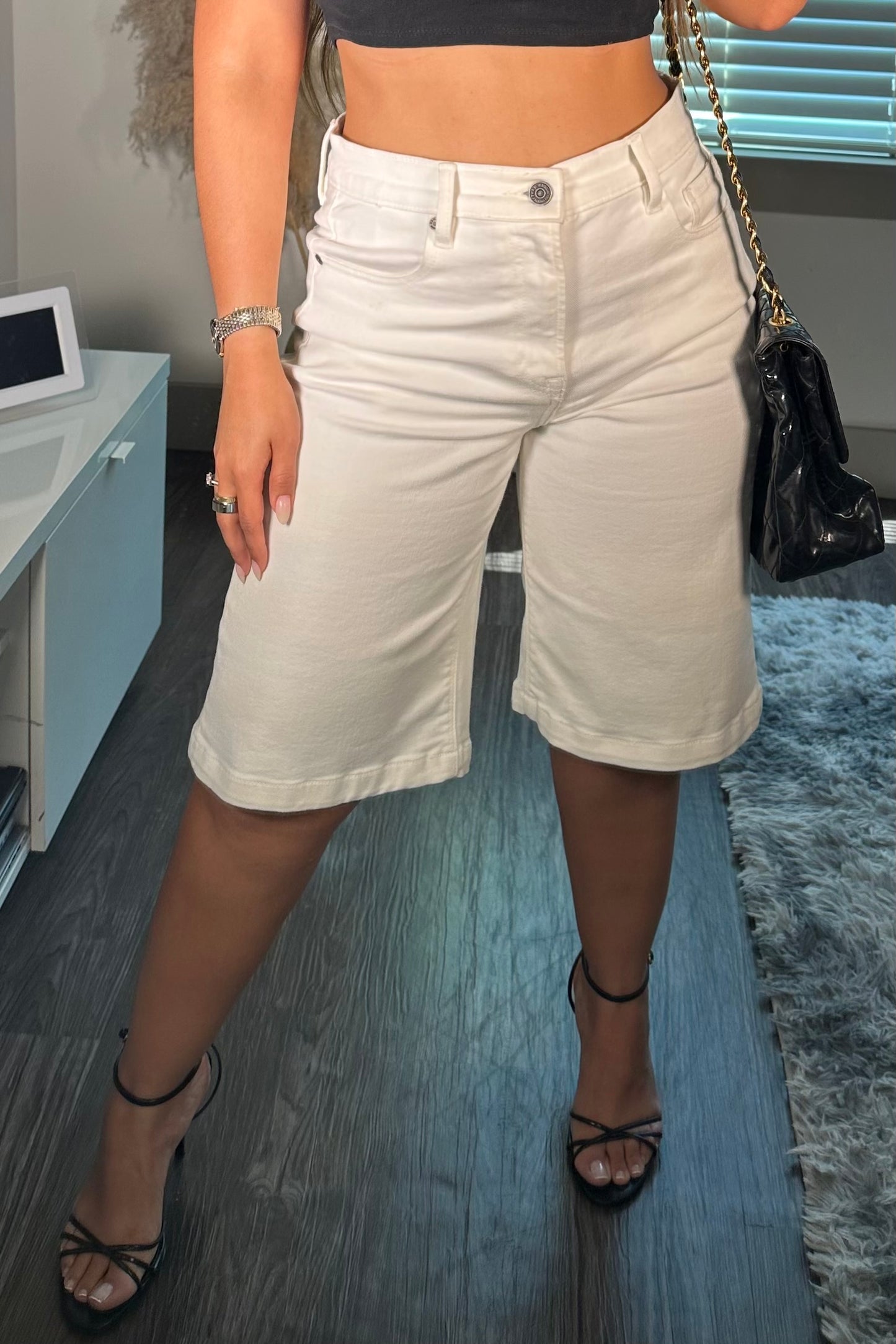 High rise baggy jorts white