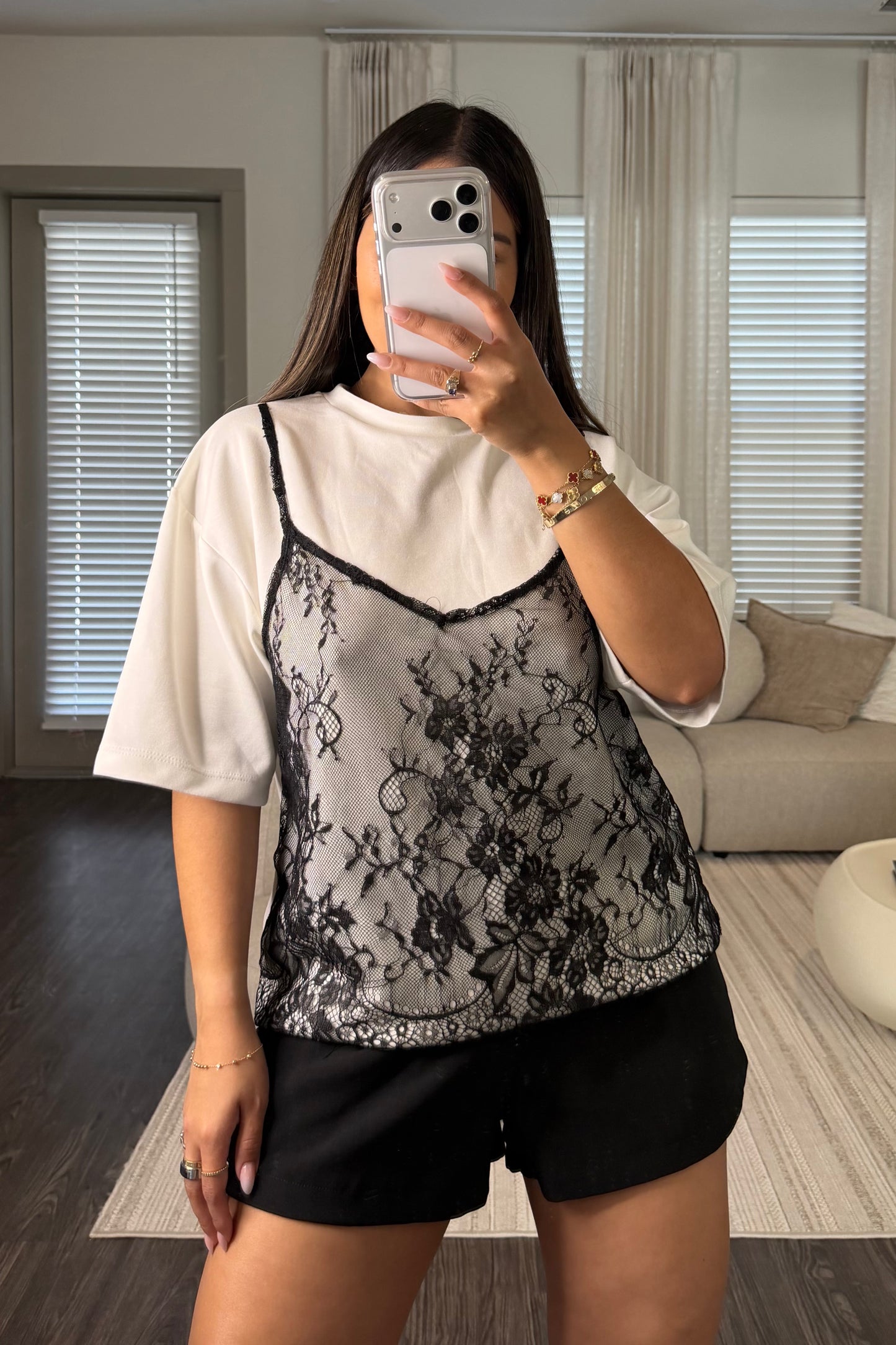 Lace tshirt white and black
