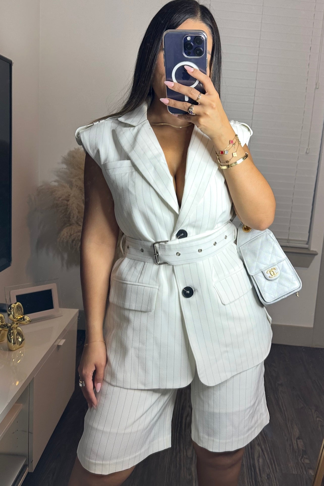 Lightweight pinstripe white set
