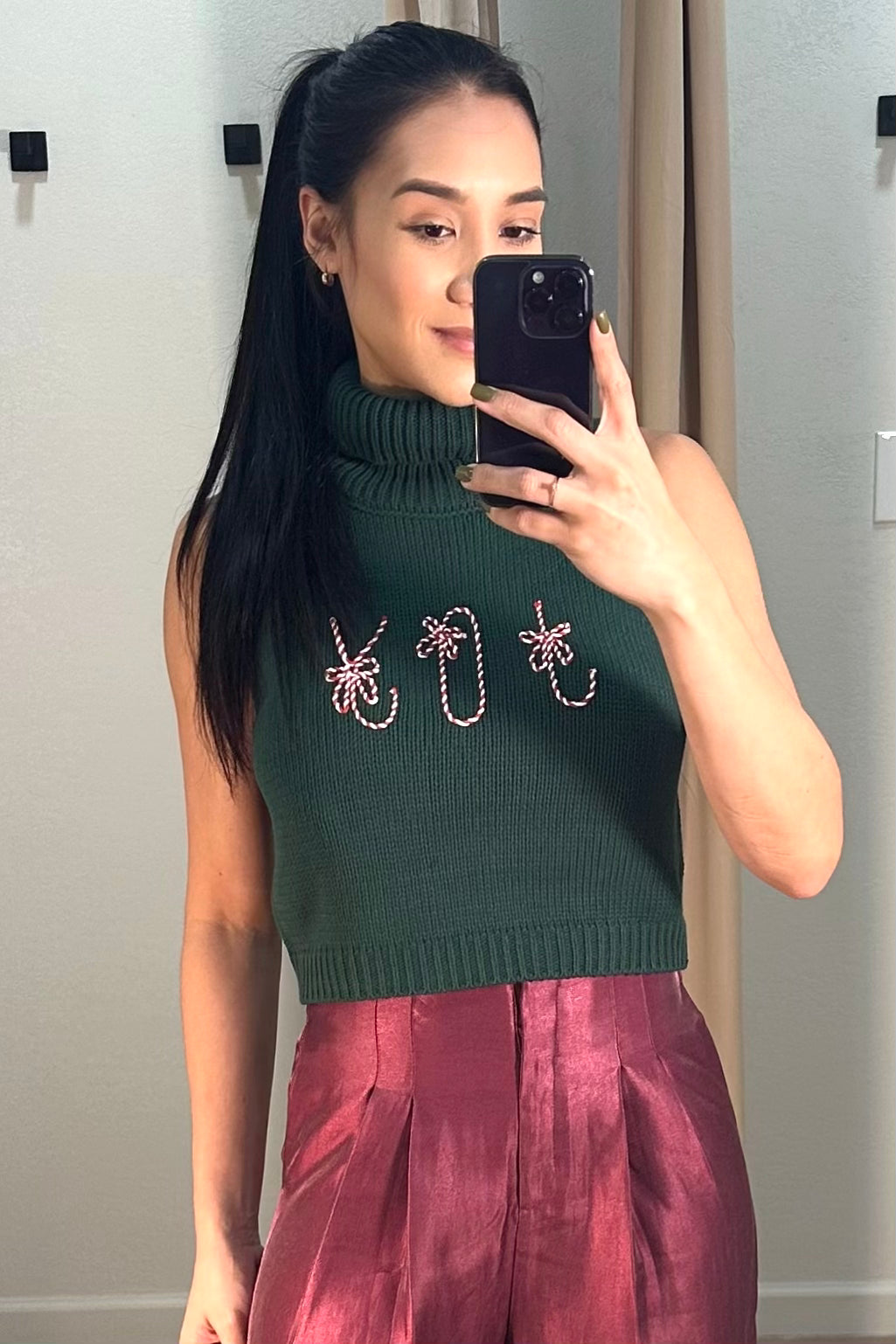 Turtle neck JOY cropped green TOP