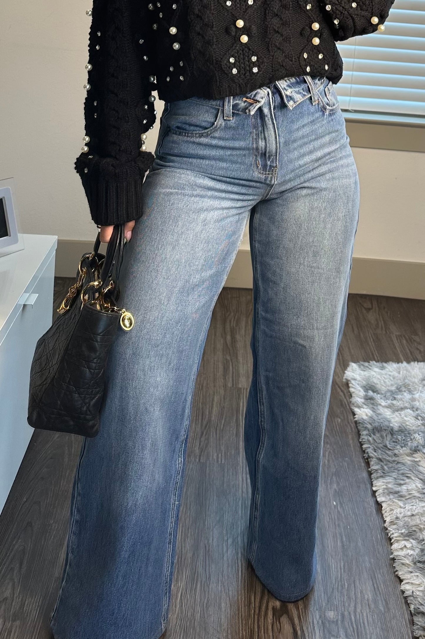 Mediium high rise wide leg Pant