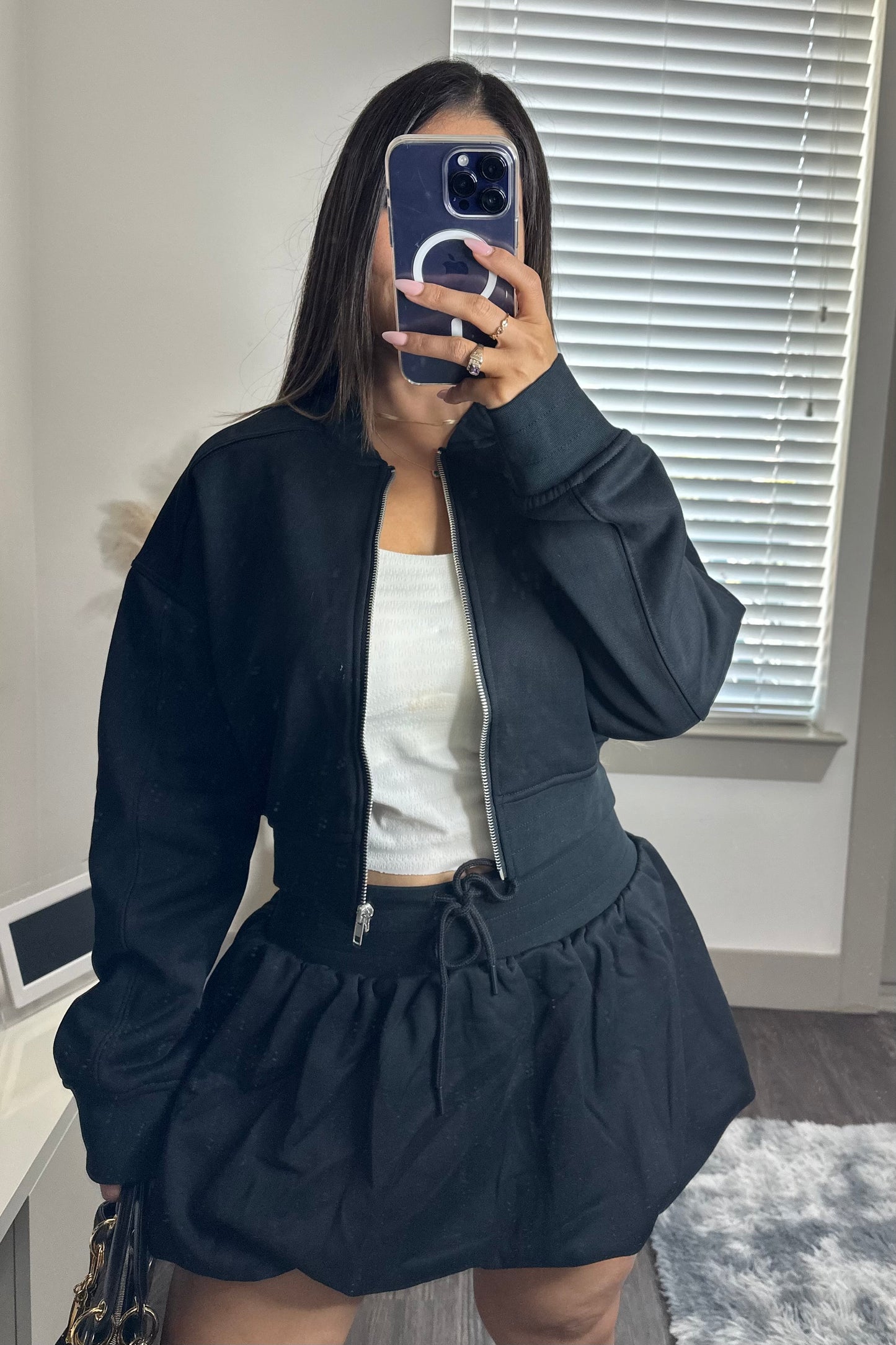 Hood zip up bubble skirt set black