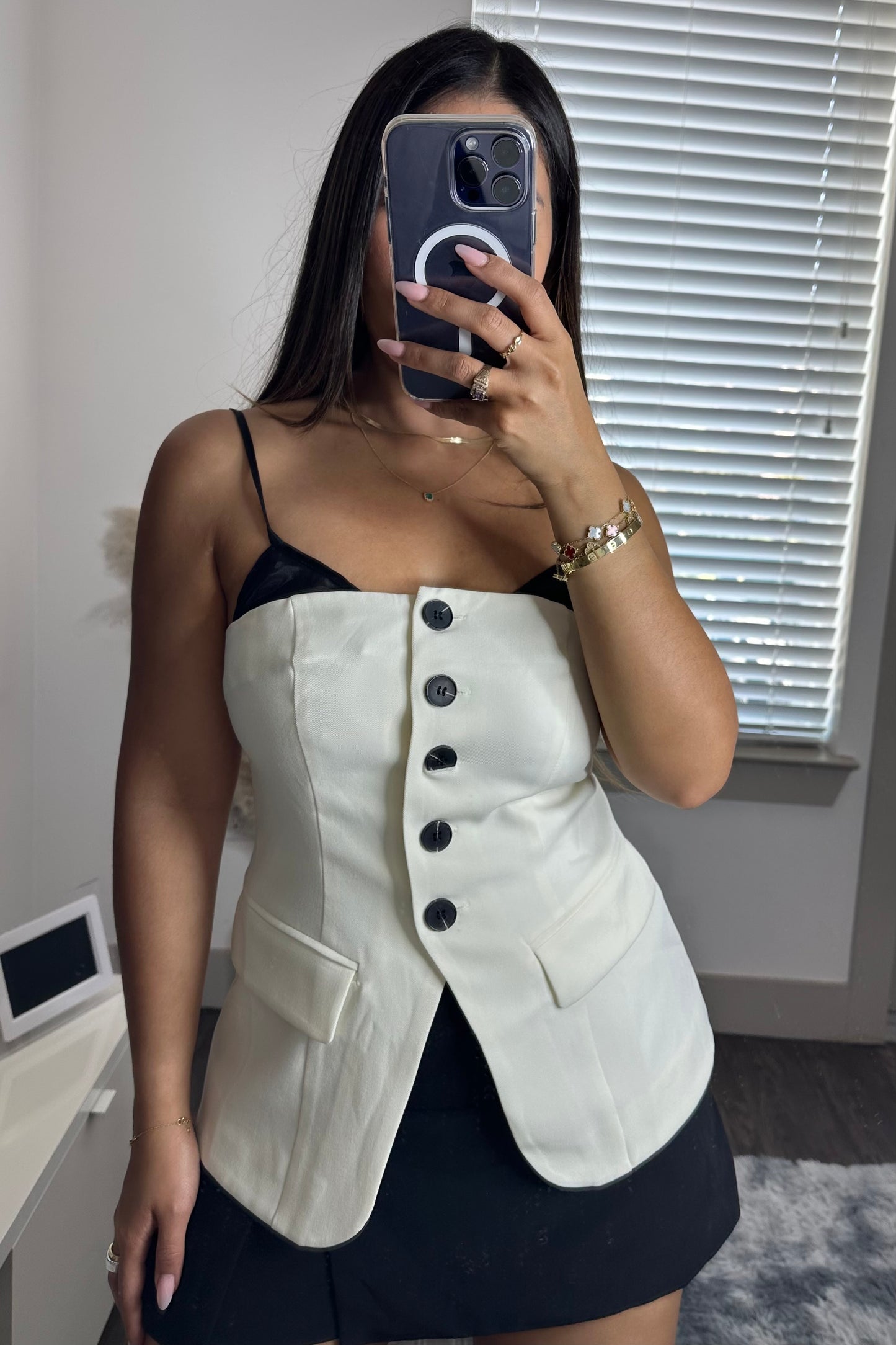Button down vest ivory/blk