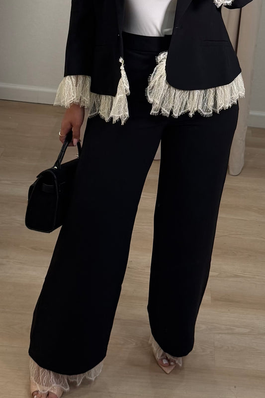 Bottom lace trim detailed pants
