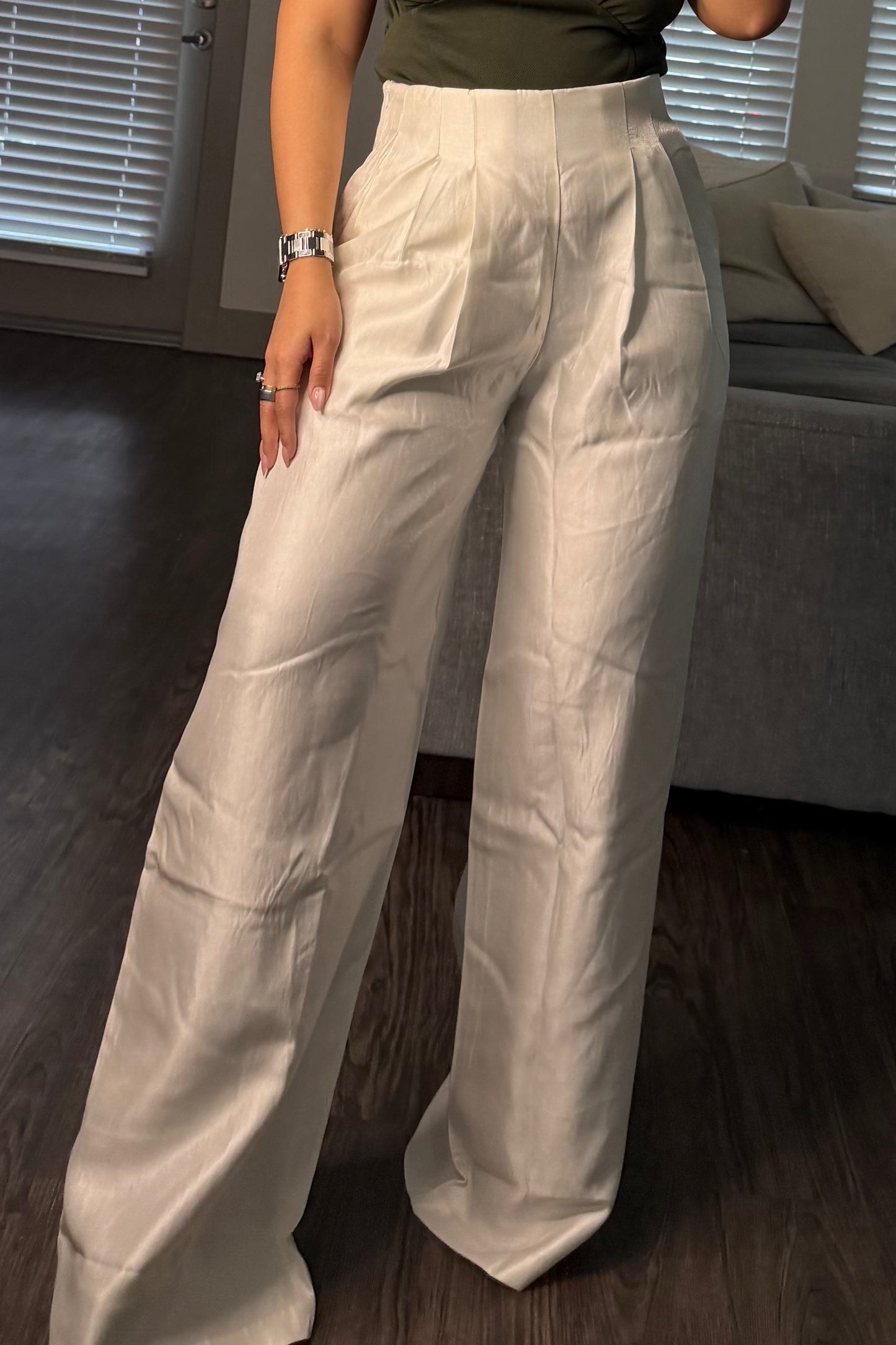 Pleated high waisted wide pant