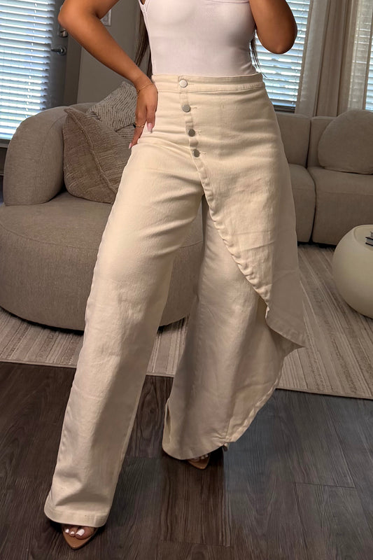 Asymetric white pant