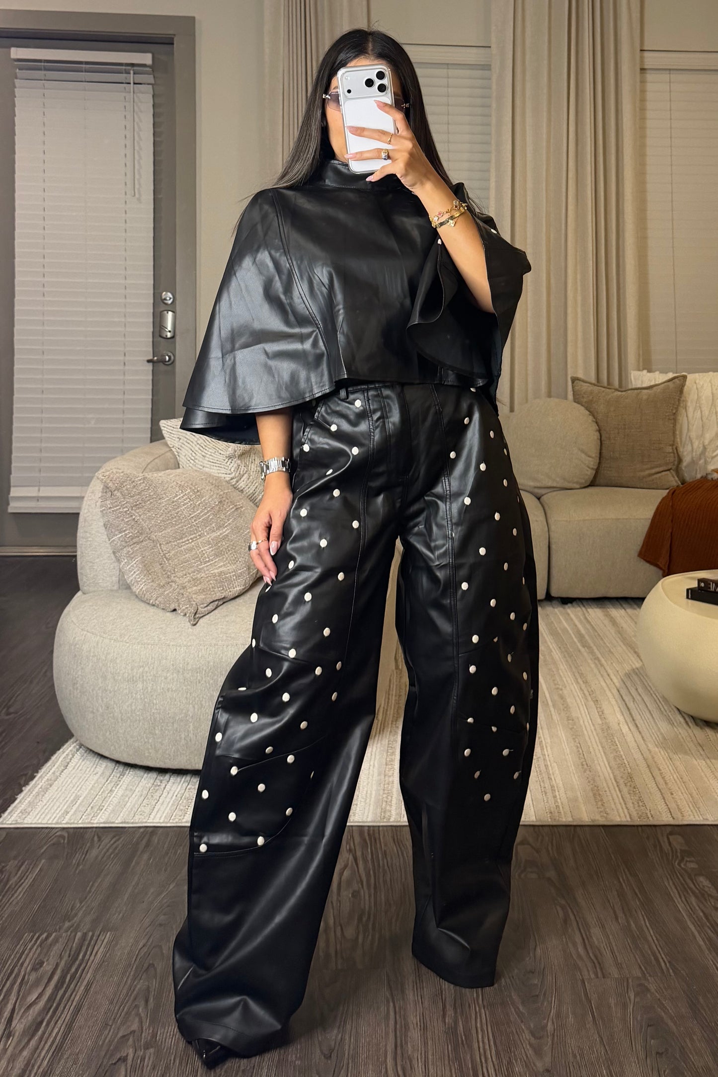 Cape and pant leatter polka
